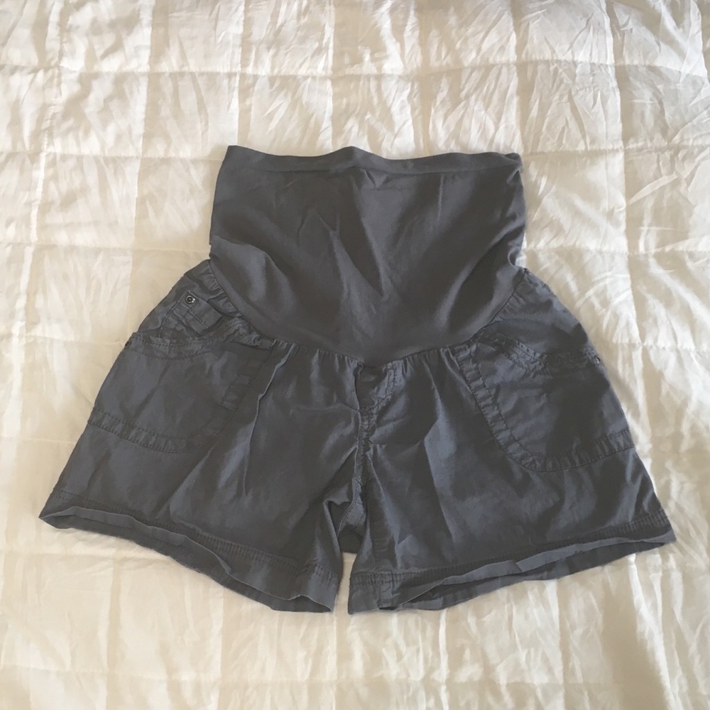 Motherhood Maternity Shorts Secret Fit